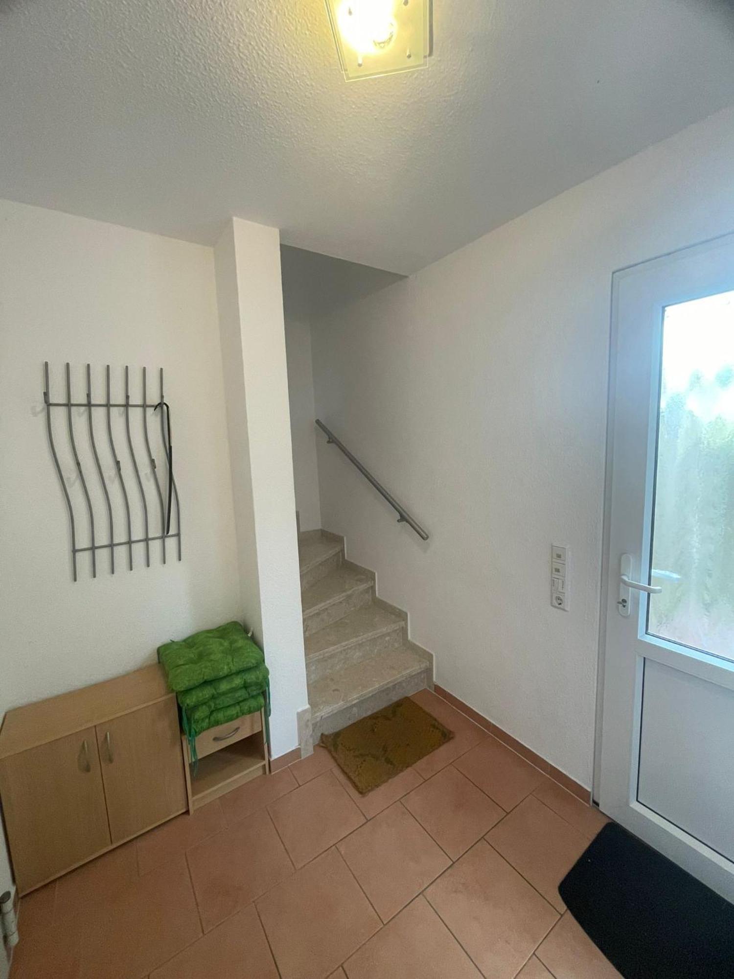 Hartung Apartment *